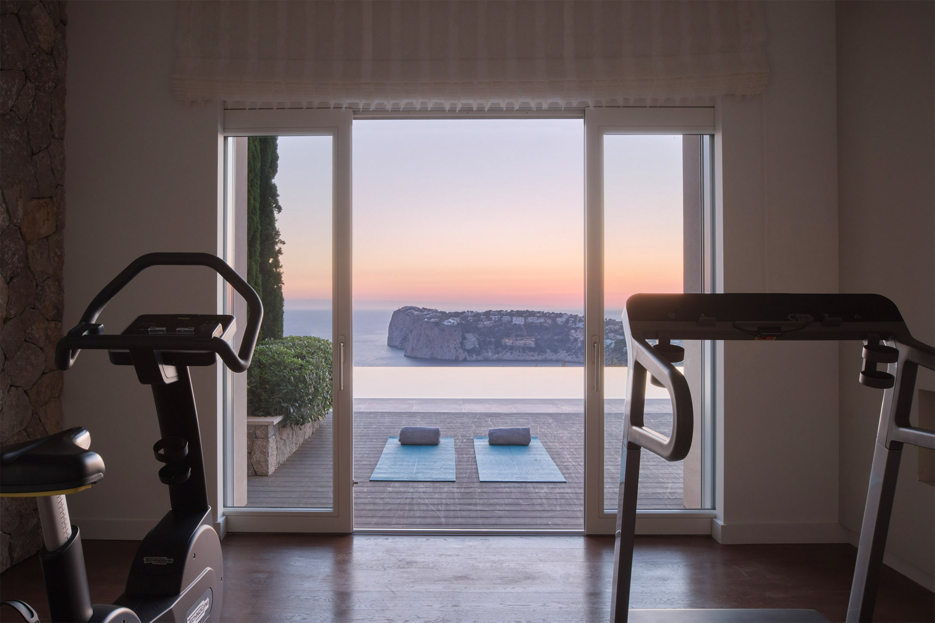 Villa Sol – Luxusvilla mit Panorama-Meerblick in Cala Llamp - 48
