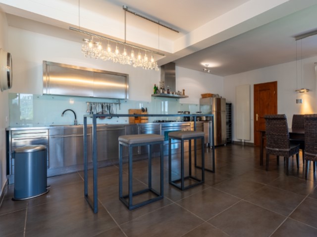 Renovierte Finca mit Pool und Panoramablick bis zum Meer - 23