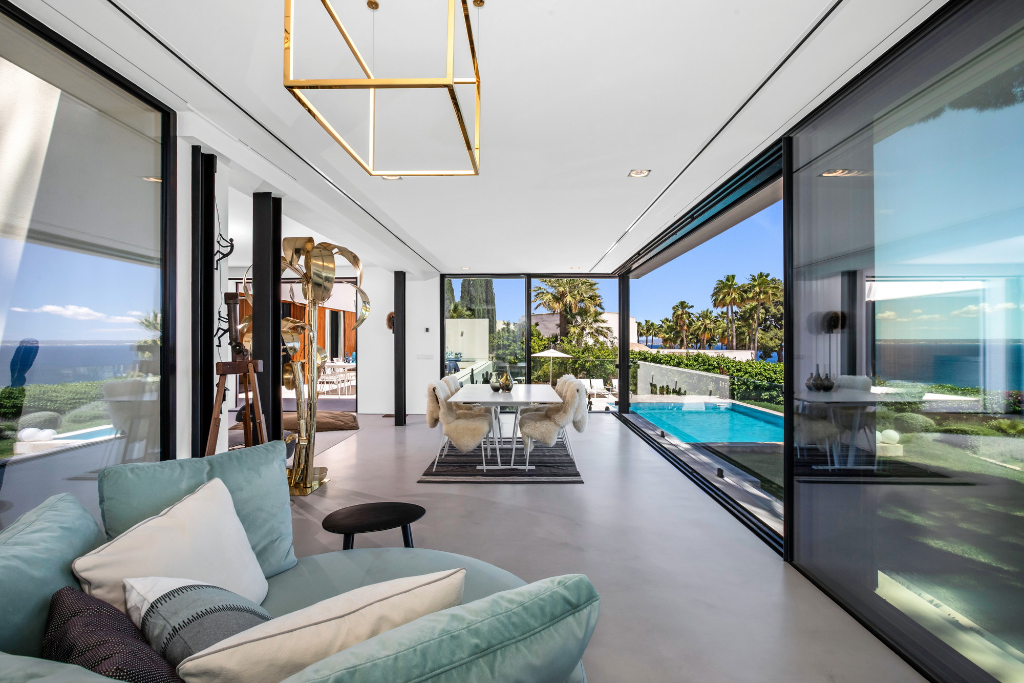 Villa mit Meerblick – Sommer über der Bucht von Palma - 15