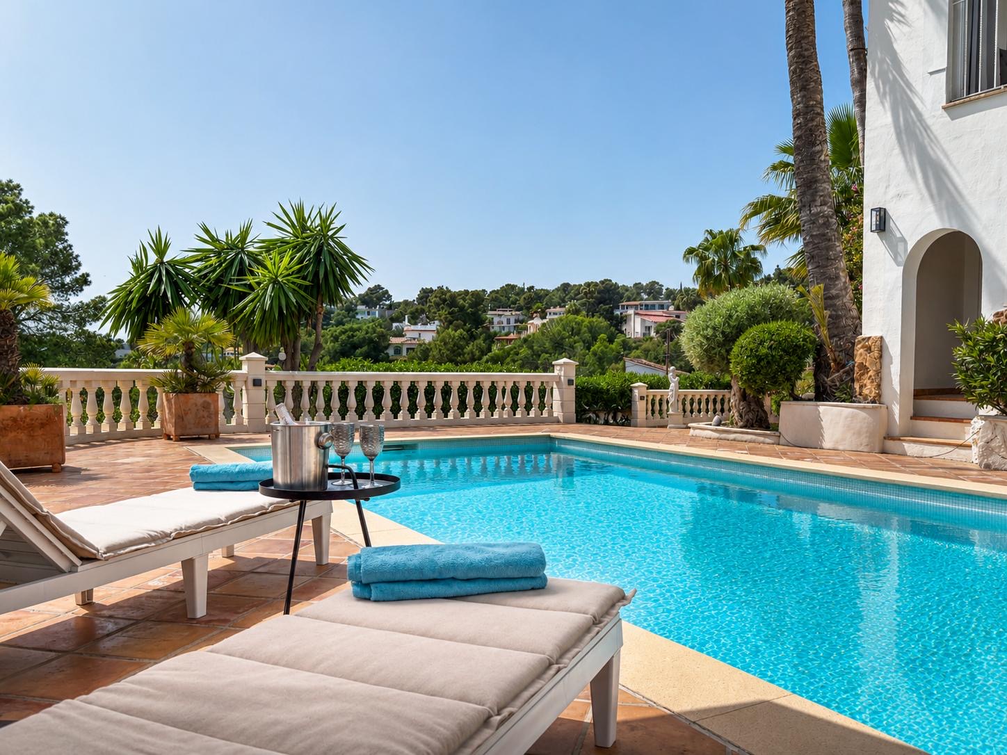 Kernsanierte Villa mit Meerblick & Pool – Luxusimmobilie kaufen auf Mallorca, Costa d'en Blanes