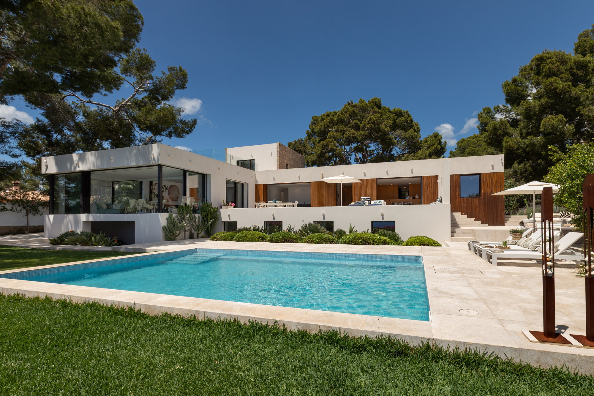 Villa mit Meerblick – Sommer über der Bucht von Palma - 3