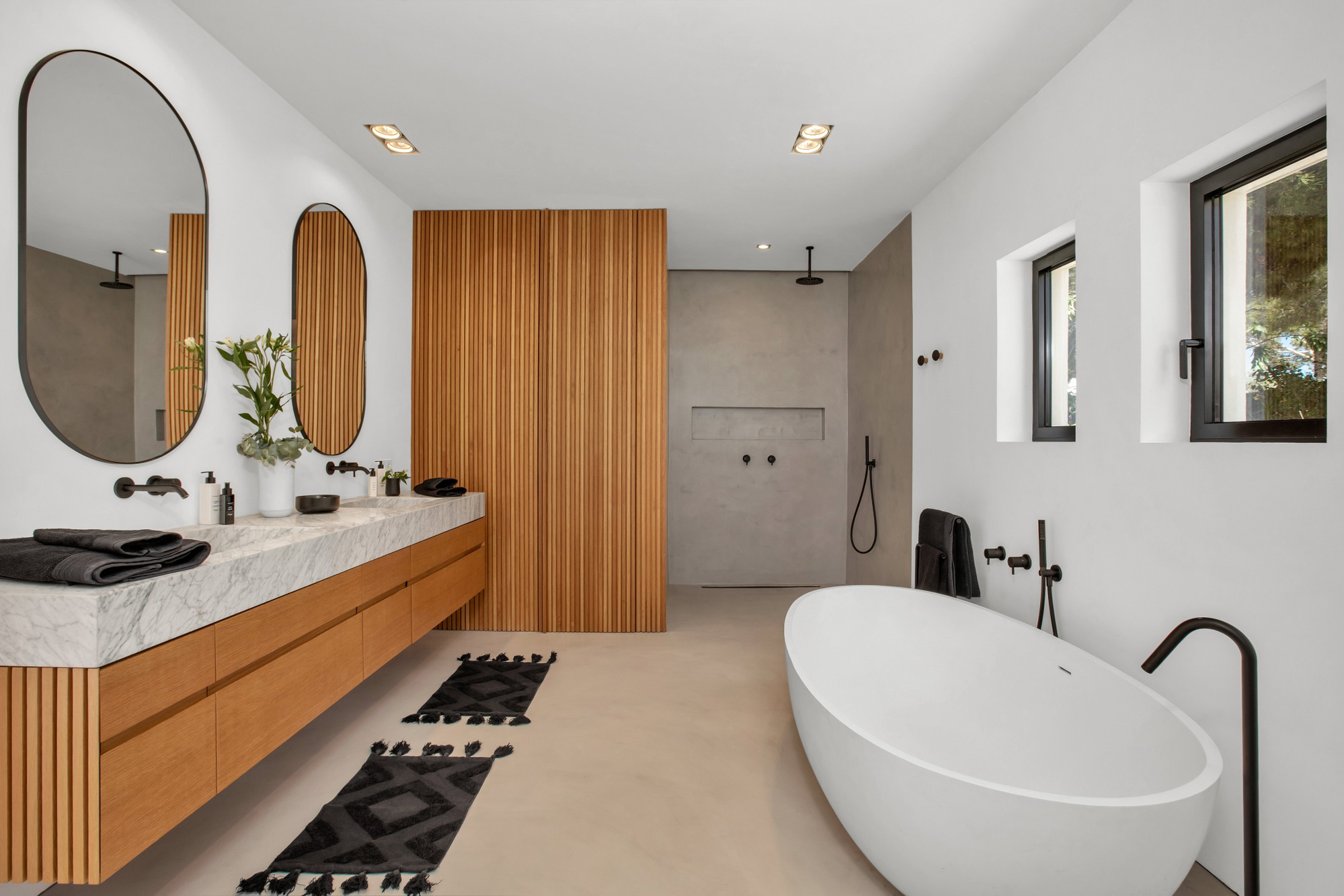 Villa mit Meerblick – Sommer über der Bucht von Palma - 20