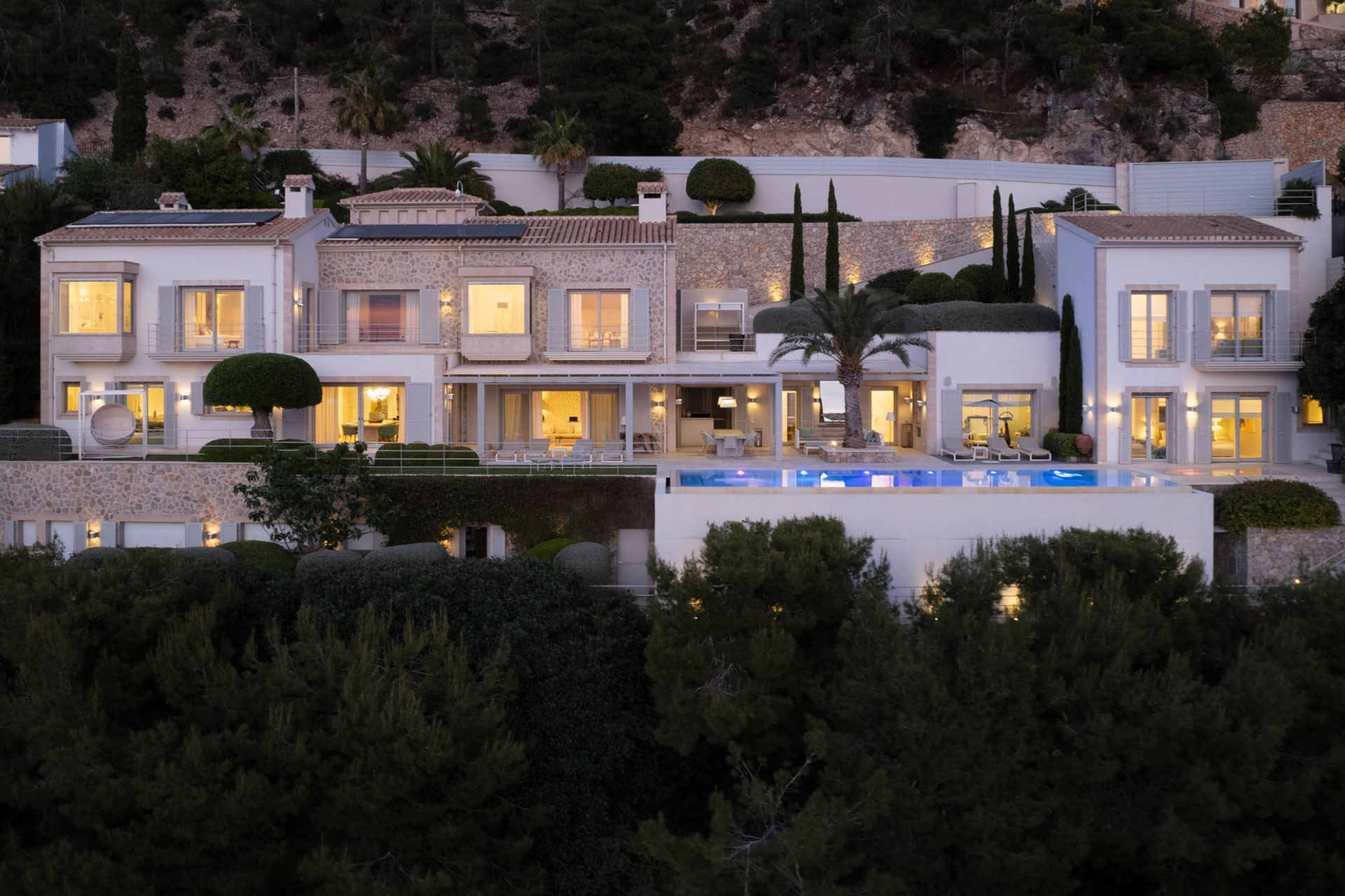 Villa Sol – Luxusvilla mit Panorama-Meerblick in Cala Llamp - 4