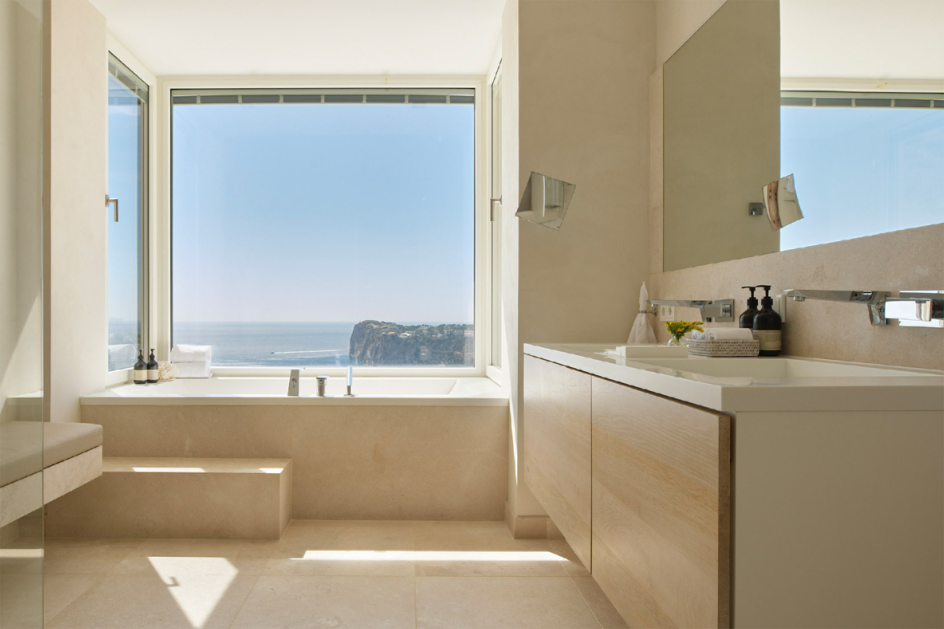 Villa Sol – Luxusvilla mit Panorama-Meerblick in Cala Llamp - 36