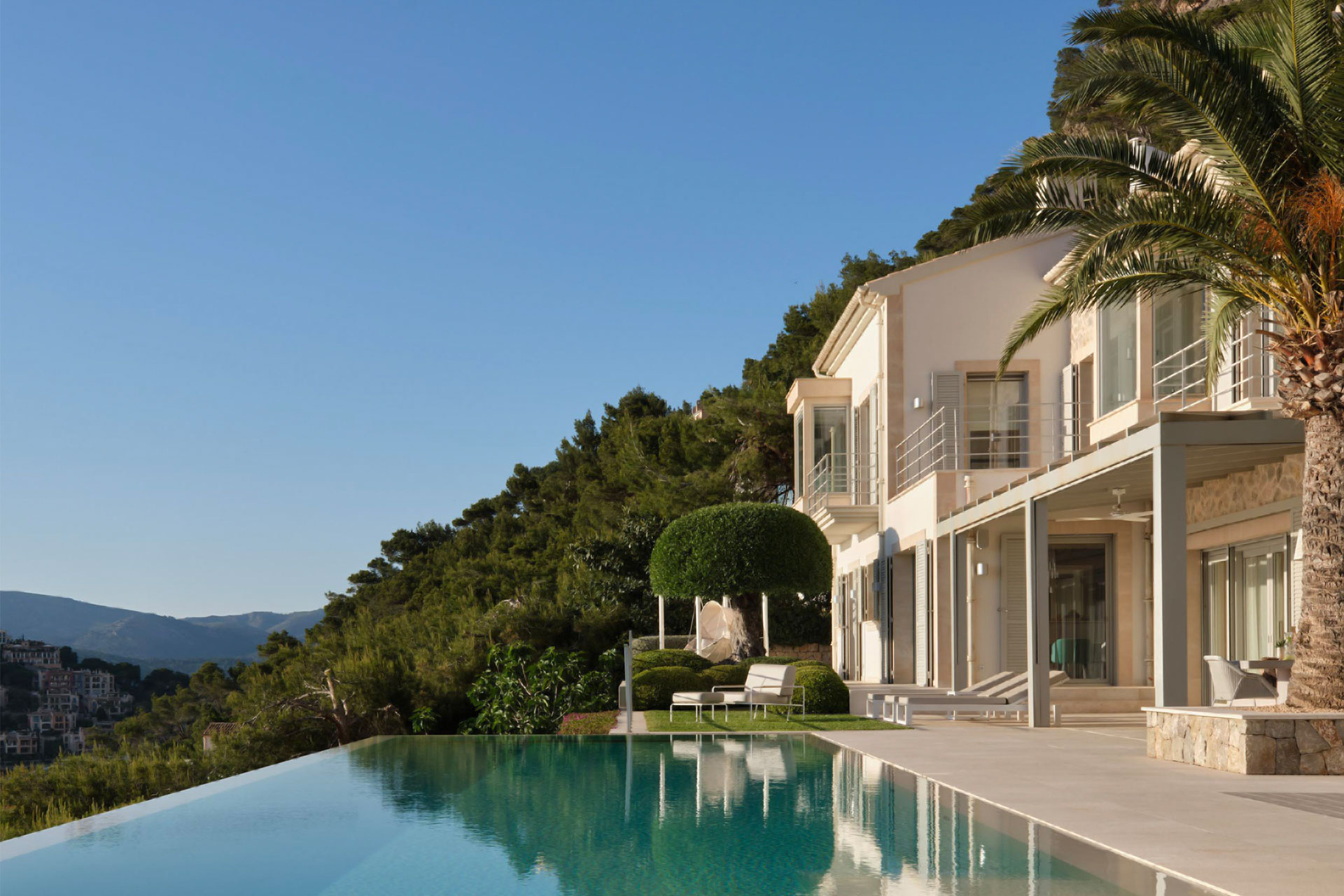 Villa Sol – Luxusvilla mit Panorama-Meerblick in Cala Llamp - 2