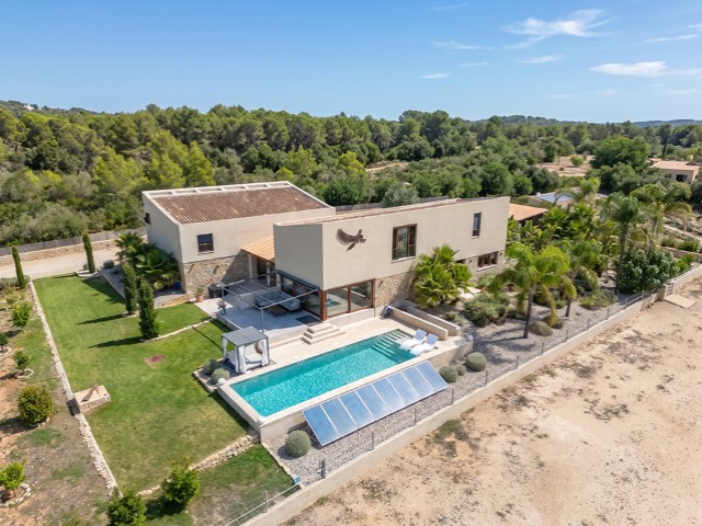 Modernes Landhaus mit Pool und Reitanlagen – Luxusimmobilie kaufen auf Mallorca, Montuïri, Mallorca