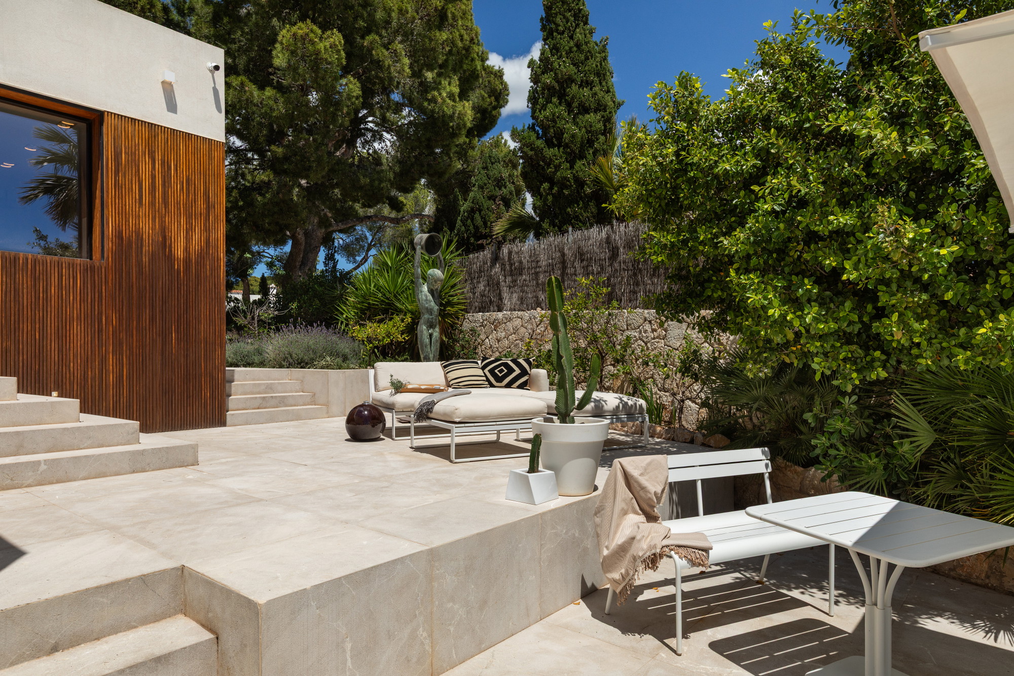 Villa mit Meerblick – Sommer über der Bucht von Palma - 7