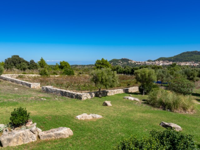 Renovierte Finca mit Pool und Panoramablick bis zum Meer - 7