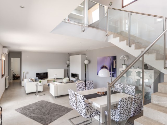 Landhaus mit moderner Innenausstattung, Pool und Ferienvermietungs-Erlaubnis - 11