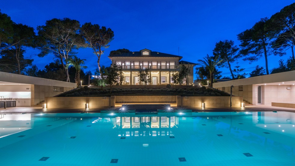 Villa León – Imposante Luxusvilla mit Meerblick - 12