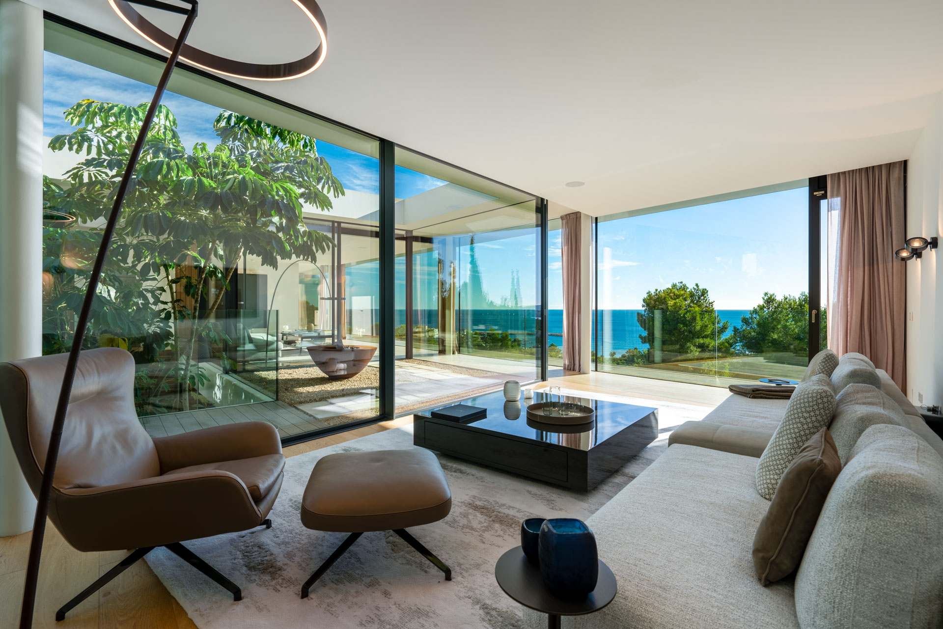 Designervilla mit premium Meerblick - 13