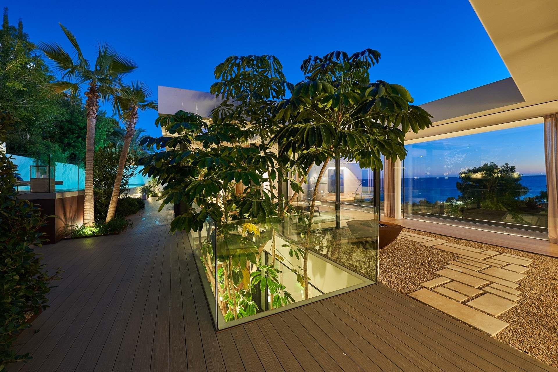 Designervilla mit premium Meerblick - 4