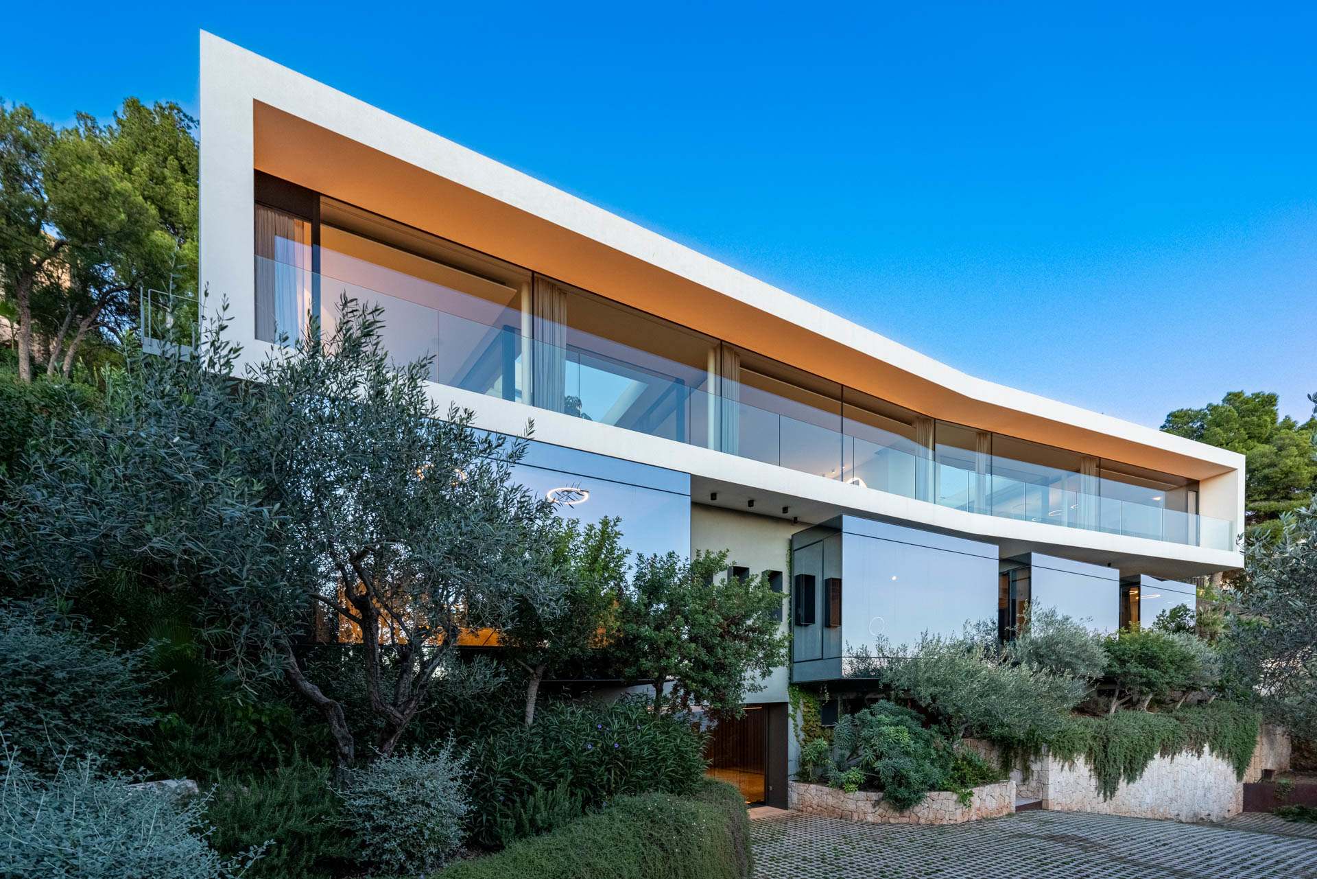 Designervilla mit premium Meerblick - 8