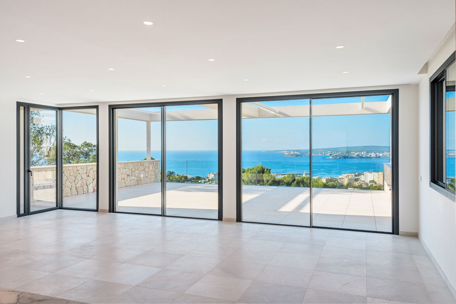 Neubauvilla mit herrlichem Meer- und Hafenblick - 5
