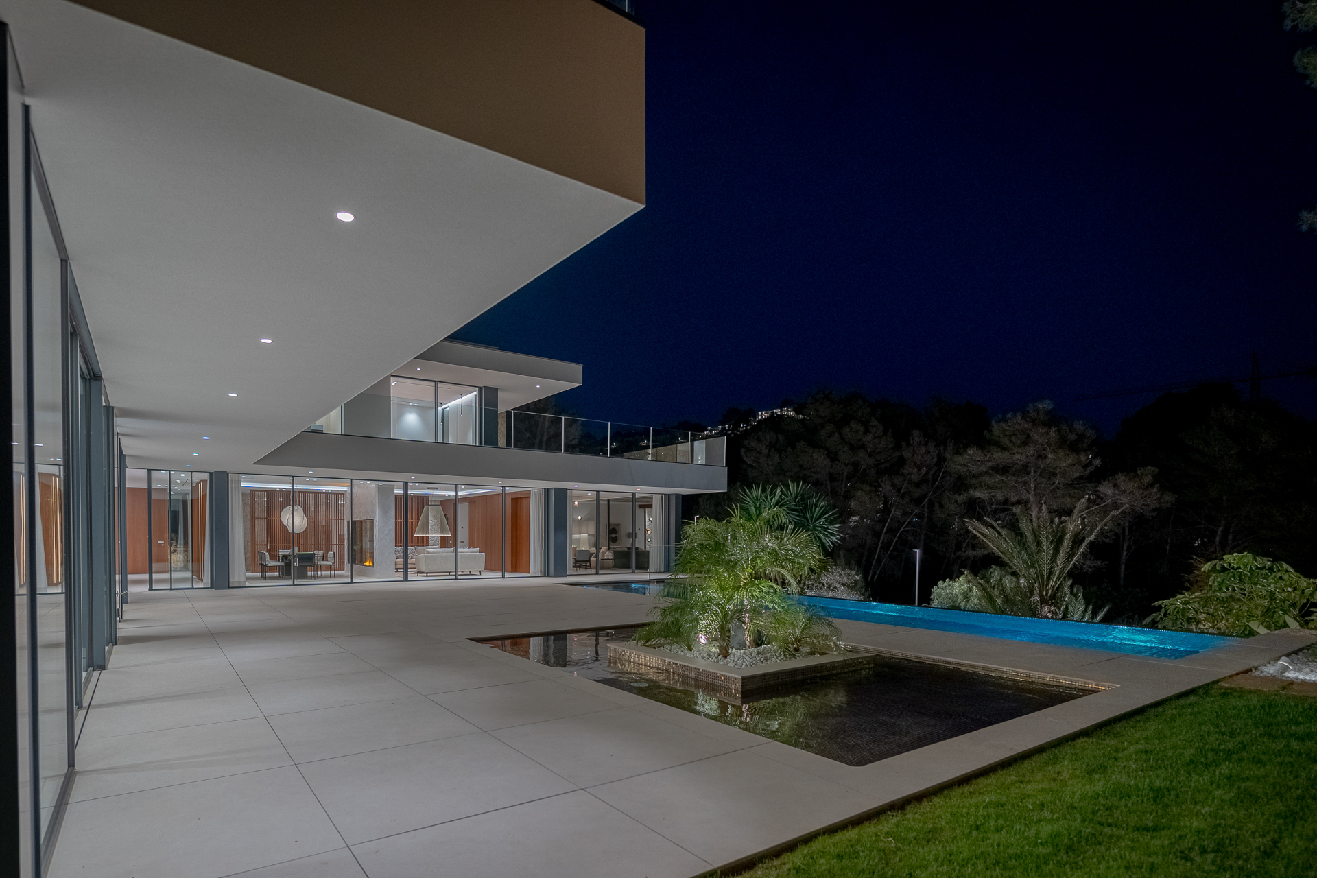 Moderne Luxusvilla in Bestlage - 16