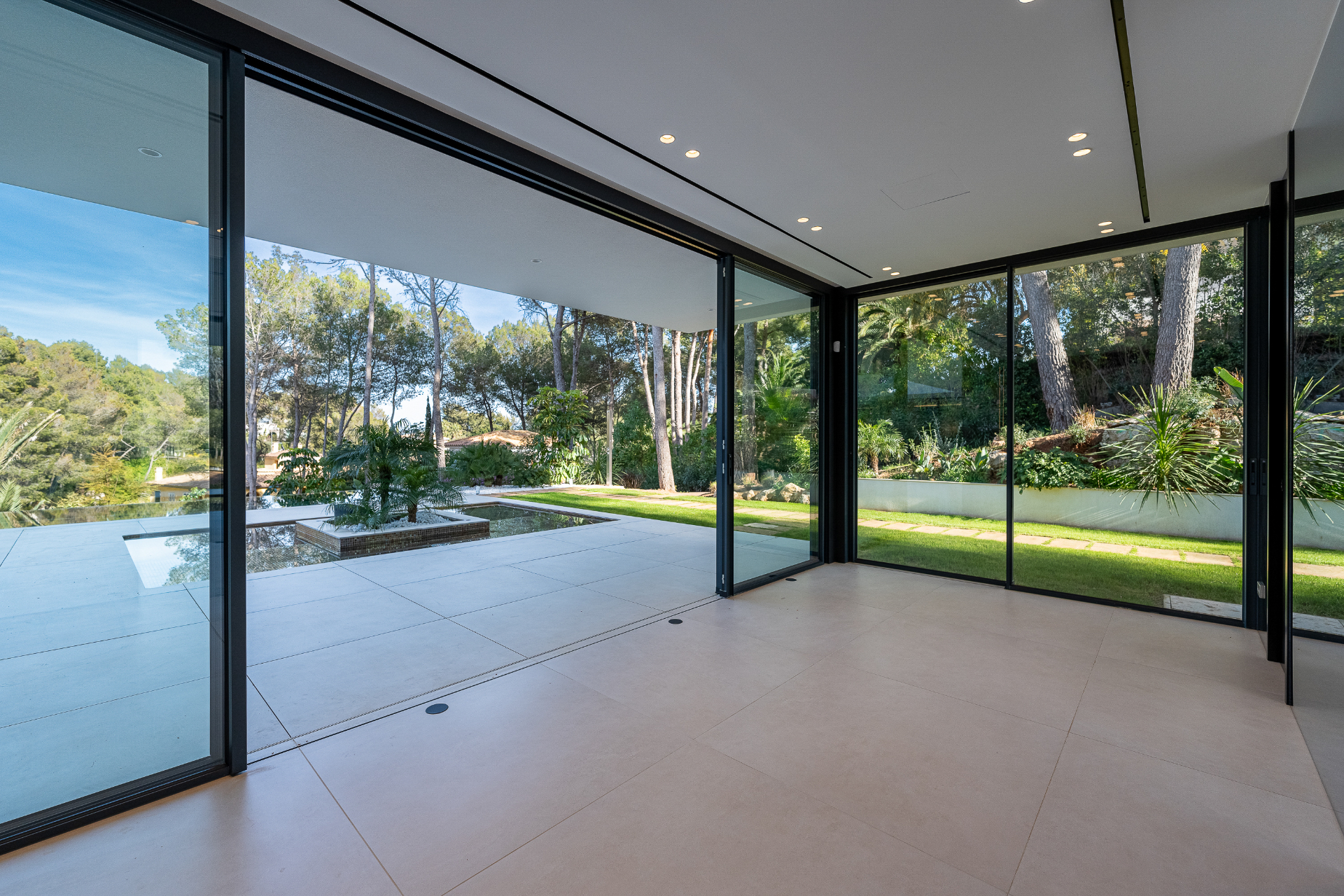 Moderne Luxusvilla in Bestlage - 26